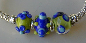 Lampwork Beads by Susan Barnes with Hill Tribe Silver bangle bracelet and earrings - by Vicky Jousan